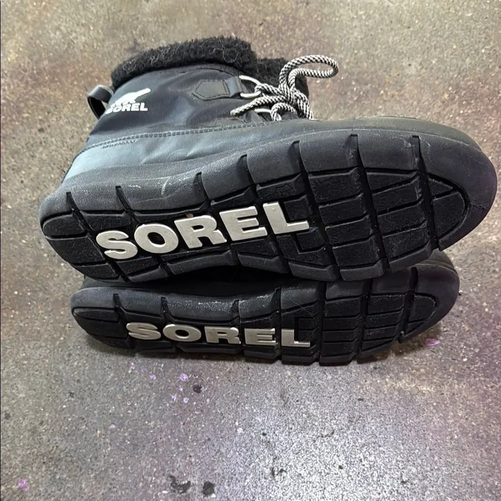 Sorel Black Winter & Rain Boots with Plush Lining and Sturdy Sole